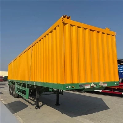 Gebrauchter Sattelauflieger mit Containerchassis